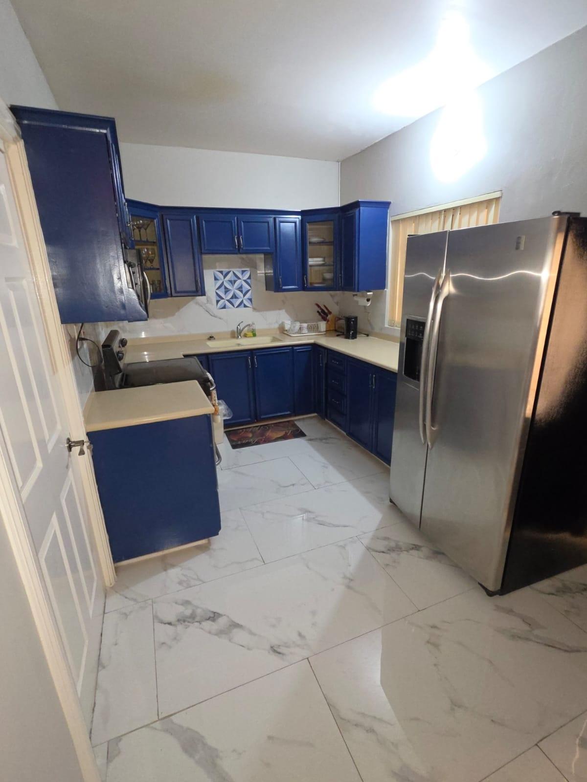 Apartment For Rent: EAST AVENUE, Kingston 8 | $2,500 photo 3