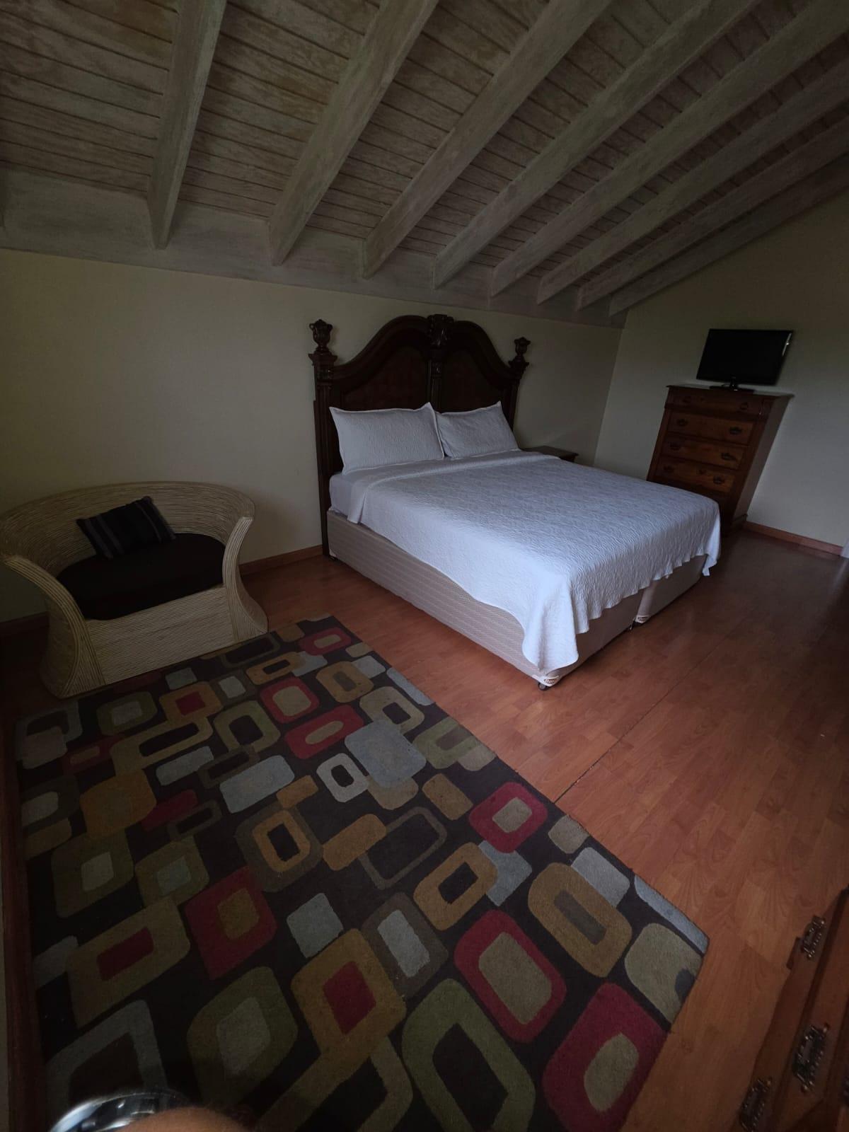Apartment For Rent: EAST AVENUE, Kingston 8 | $2,500 photo 15