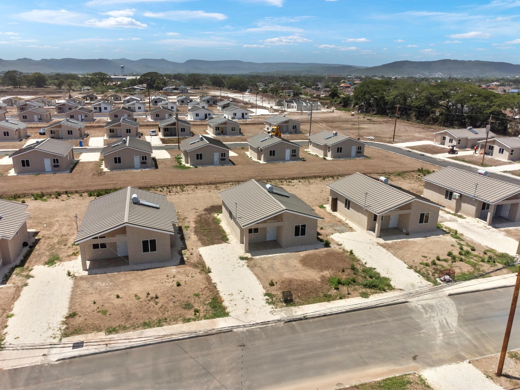 House For Rent: WHIM ESTATES, Old Harbour | $95,000 photo 14