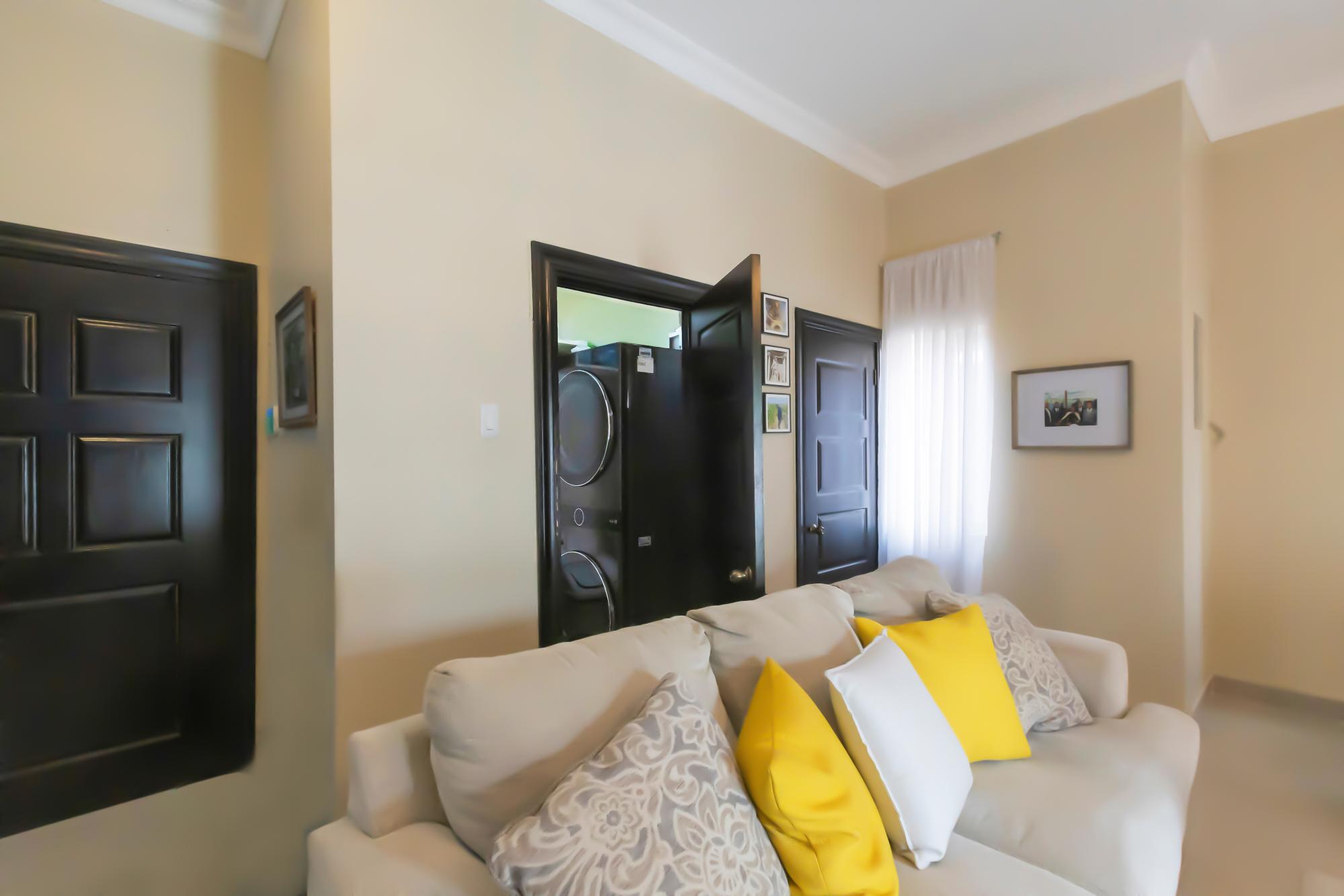 Apartment For Rent: GROSVENOR TERRACE, Kingston 8 | $280,000 photo 7