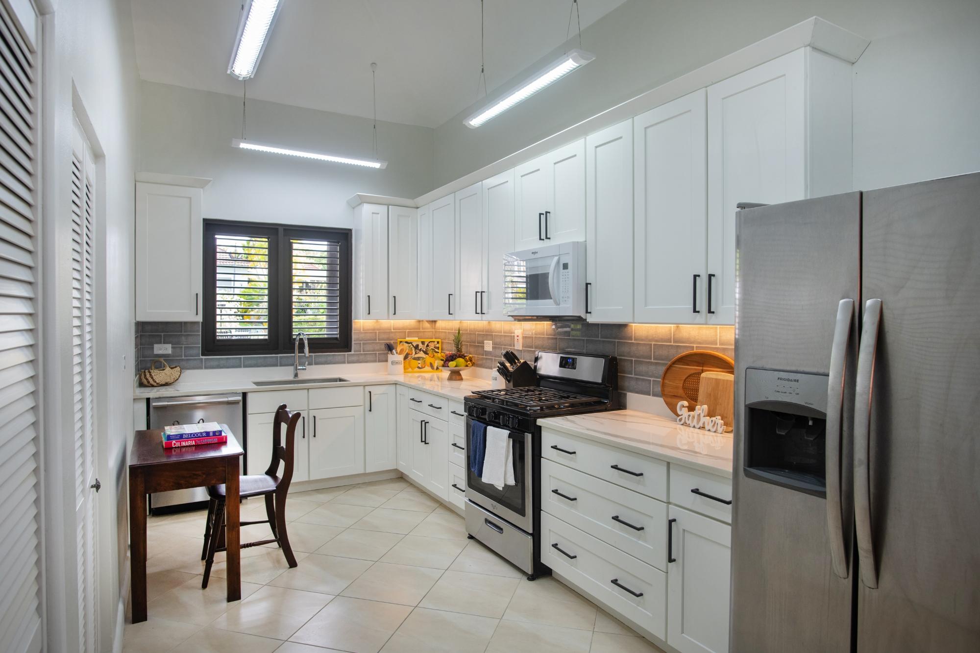 House For Rent: STERLING AVENUE, IRONSHOR, Montego Bay | $3,800 photo 10