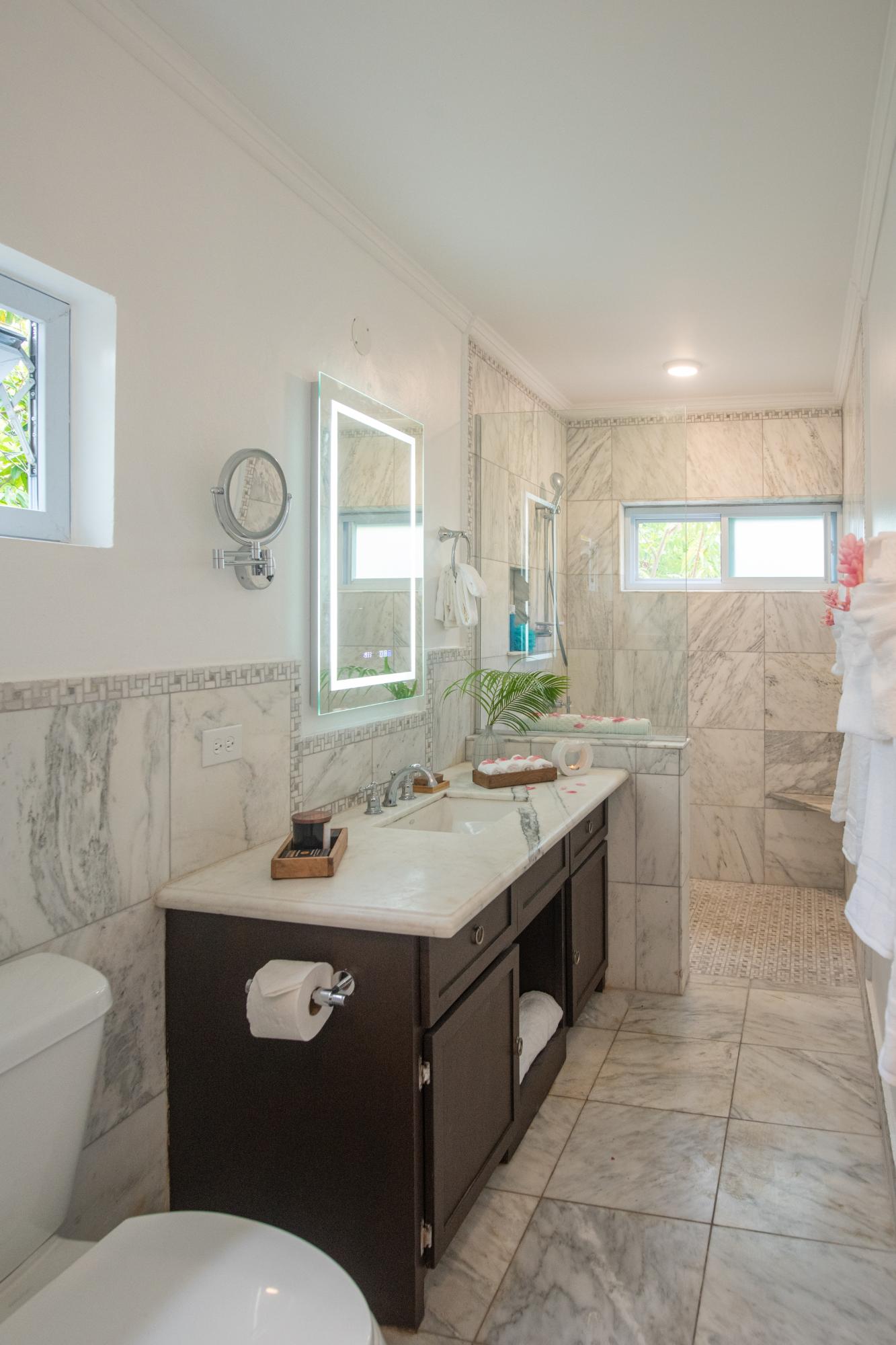 House For Rent: STERLING AVENUE, IRONSHOR, Montego Bay | $3,800 photo 19