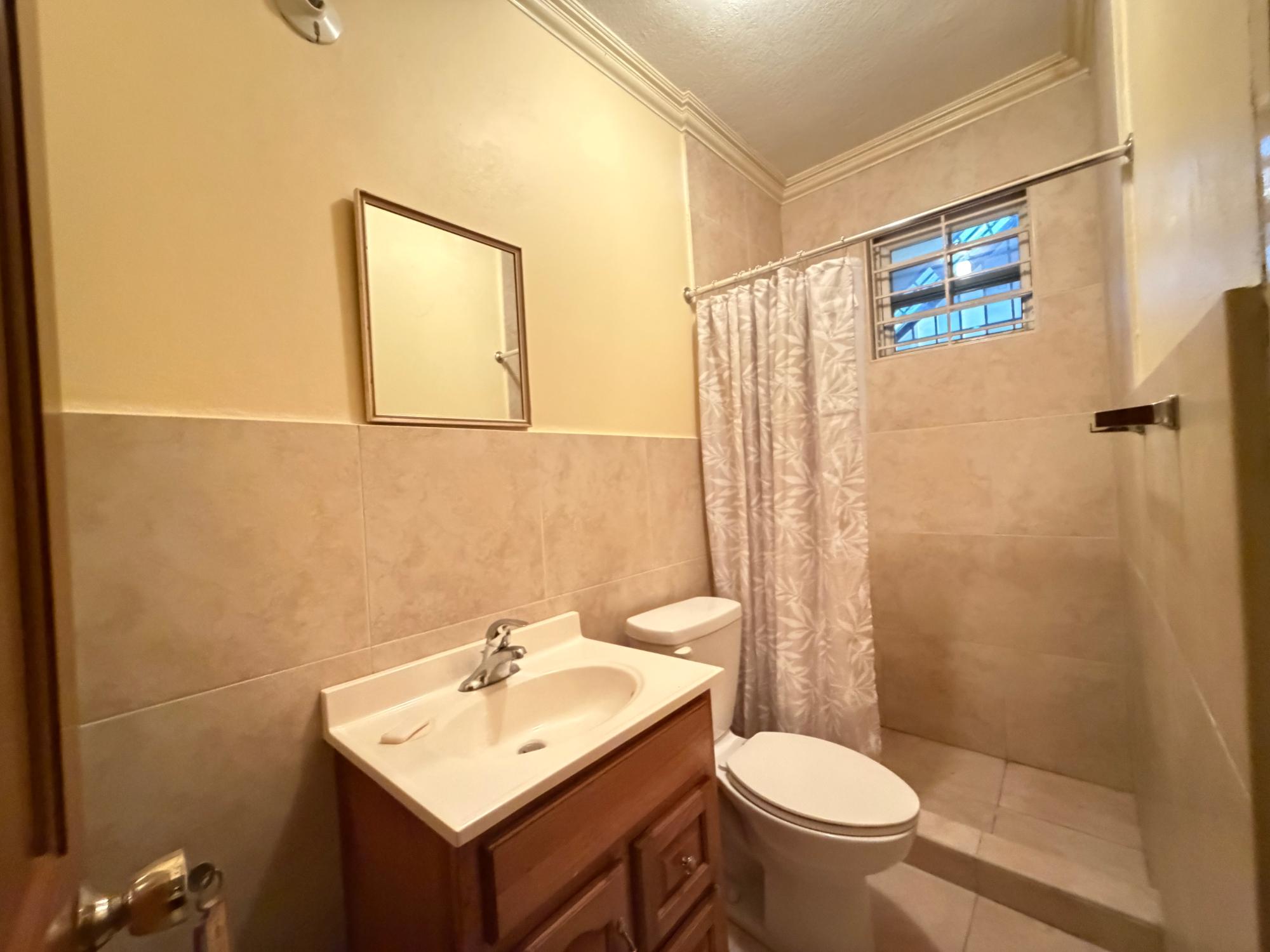 Townhouse For Rent: BARBICAN ROAD, Kingston 6 | $4,000 photo 17