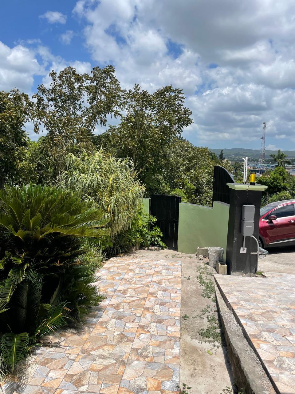 House For Sale: SWABY@~apos;S CRES., VILLA RD., Mandeville | $45,000,000 photo 4