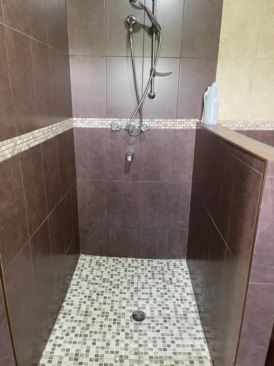 House For Sale: SWABY@~apos;S CRES., VILLA RD., Mandeville | $45,000,000 photo 9