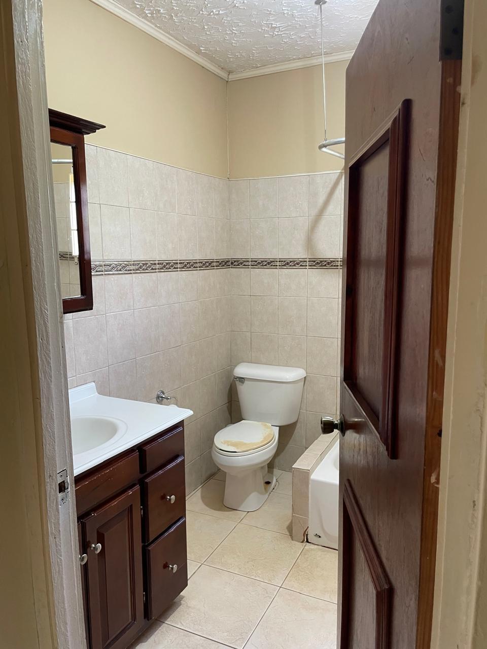 House For Sale: SWABY@~apos;S CRES., VILLA RD., Mandeville | $45,000,000 photo 15