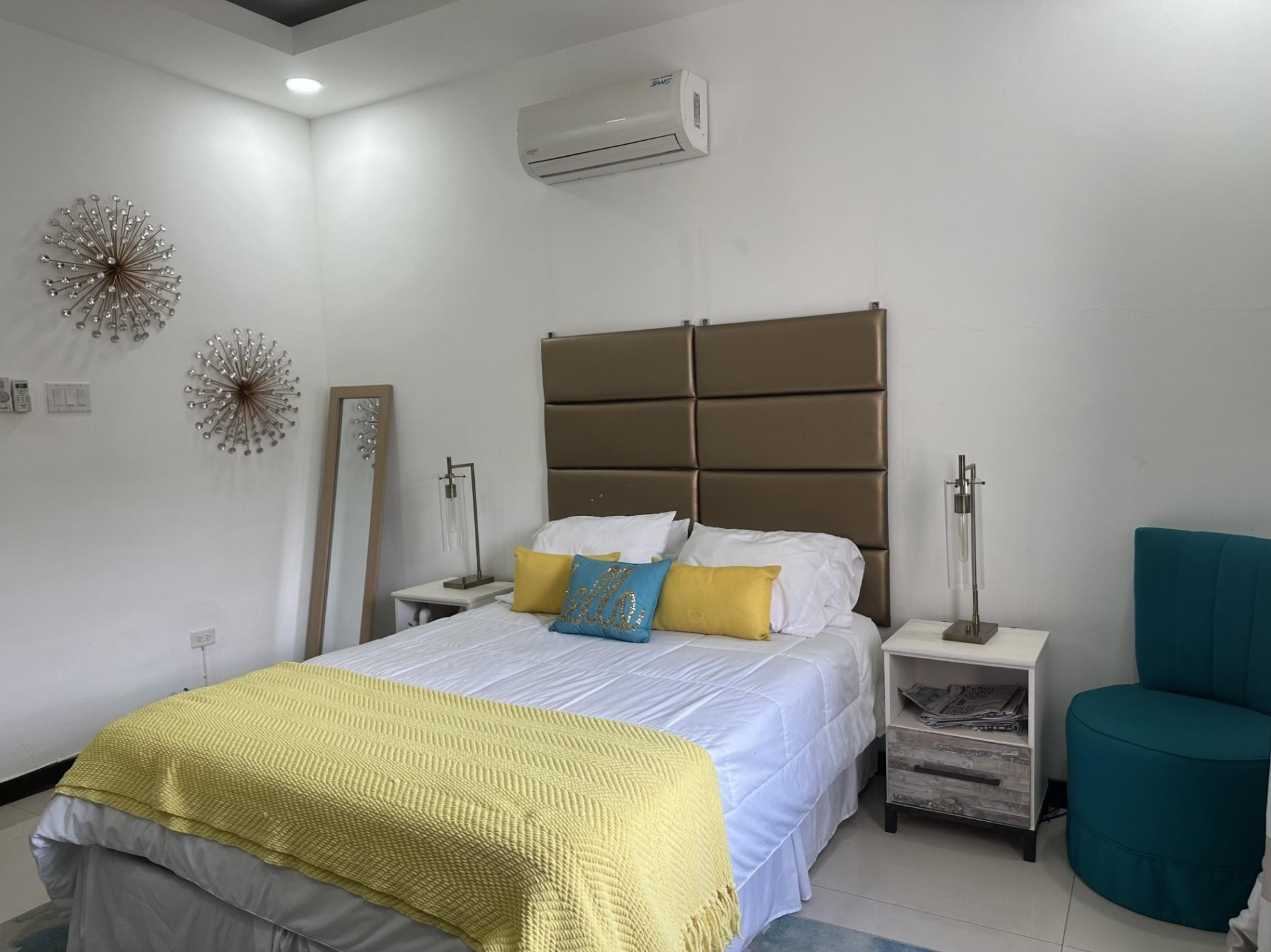 Apartment For Rent: RUSSELL HEIGHTS, Kingston 8 | $2,000 photo 8