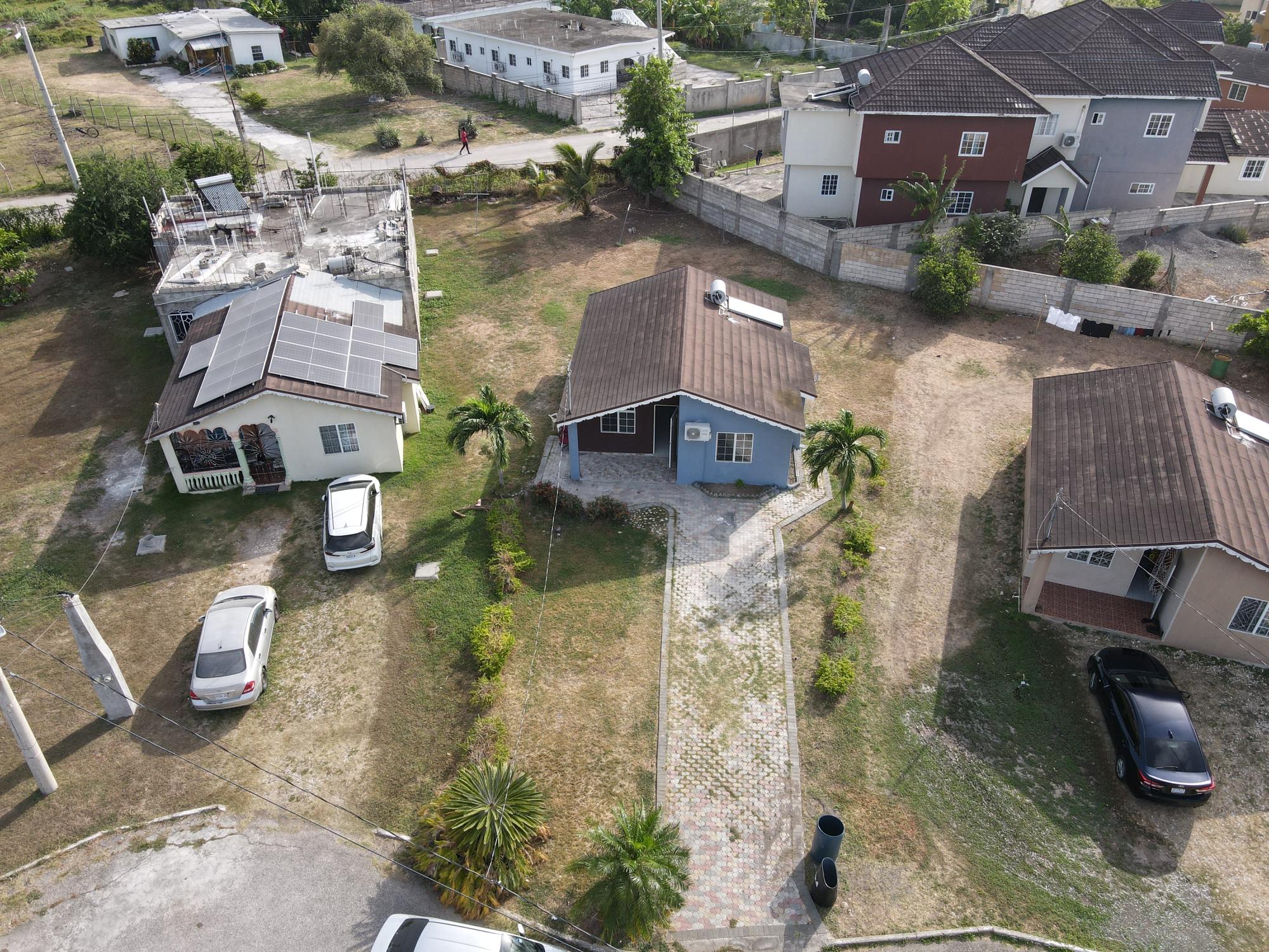 House For Sale: MANGROVE CLOSE, NEW HARBO, Old Harbour | $38,500,000 photo 3