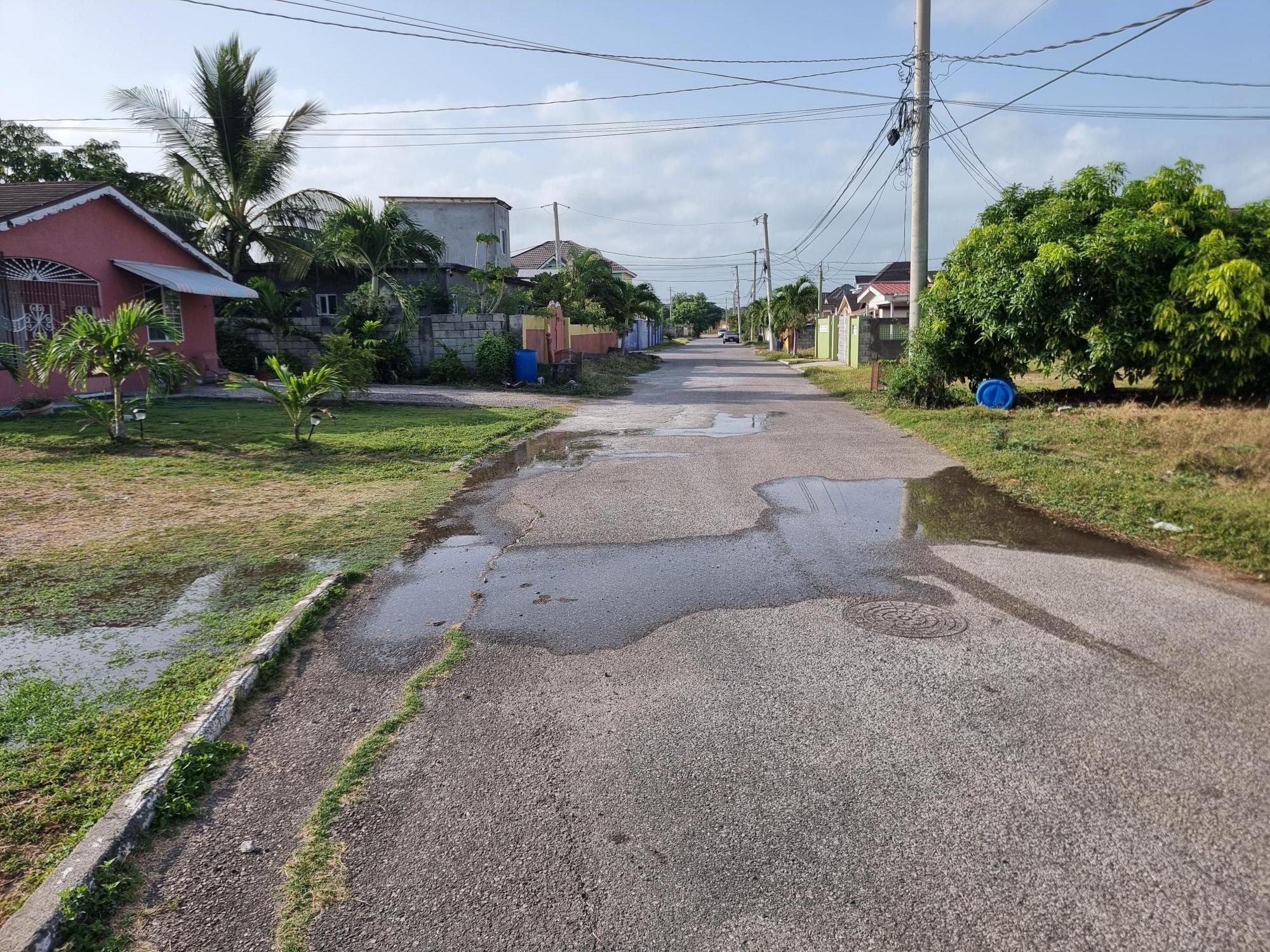 House For Sale: MANGROVE CLOSE, NEW HARBO, Old Harbour | $38,500,000 photo 6