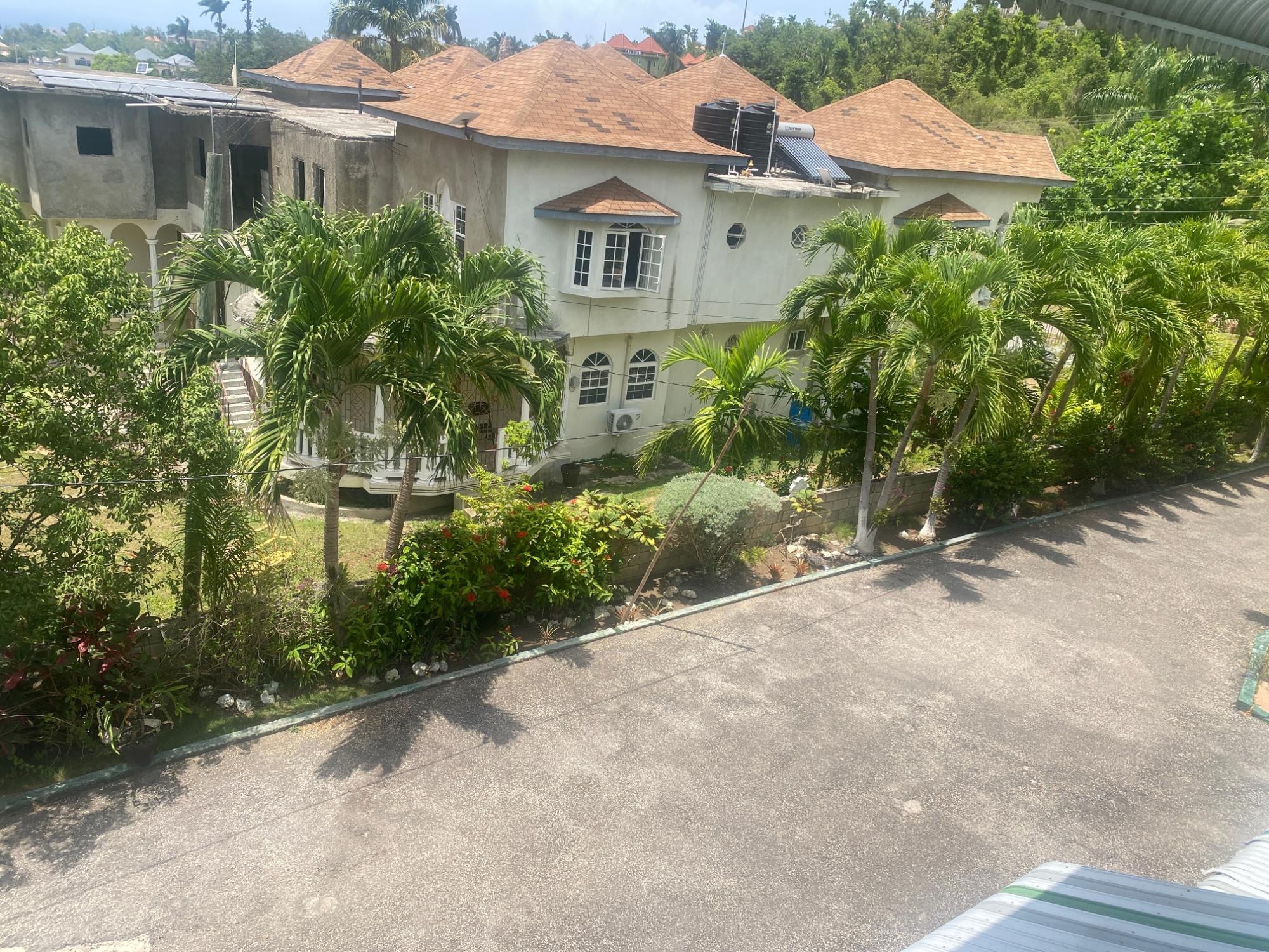 House For Sale: TORADA HEIGHTS, Ironshore | $900,000 photo 4