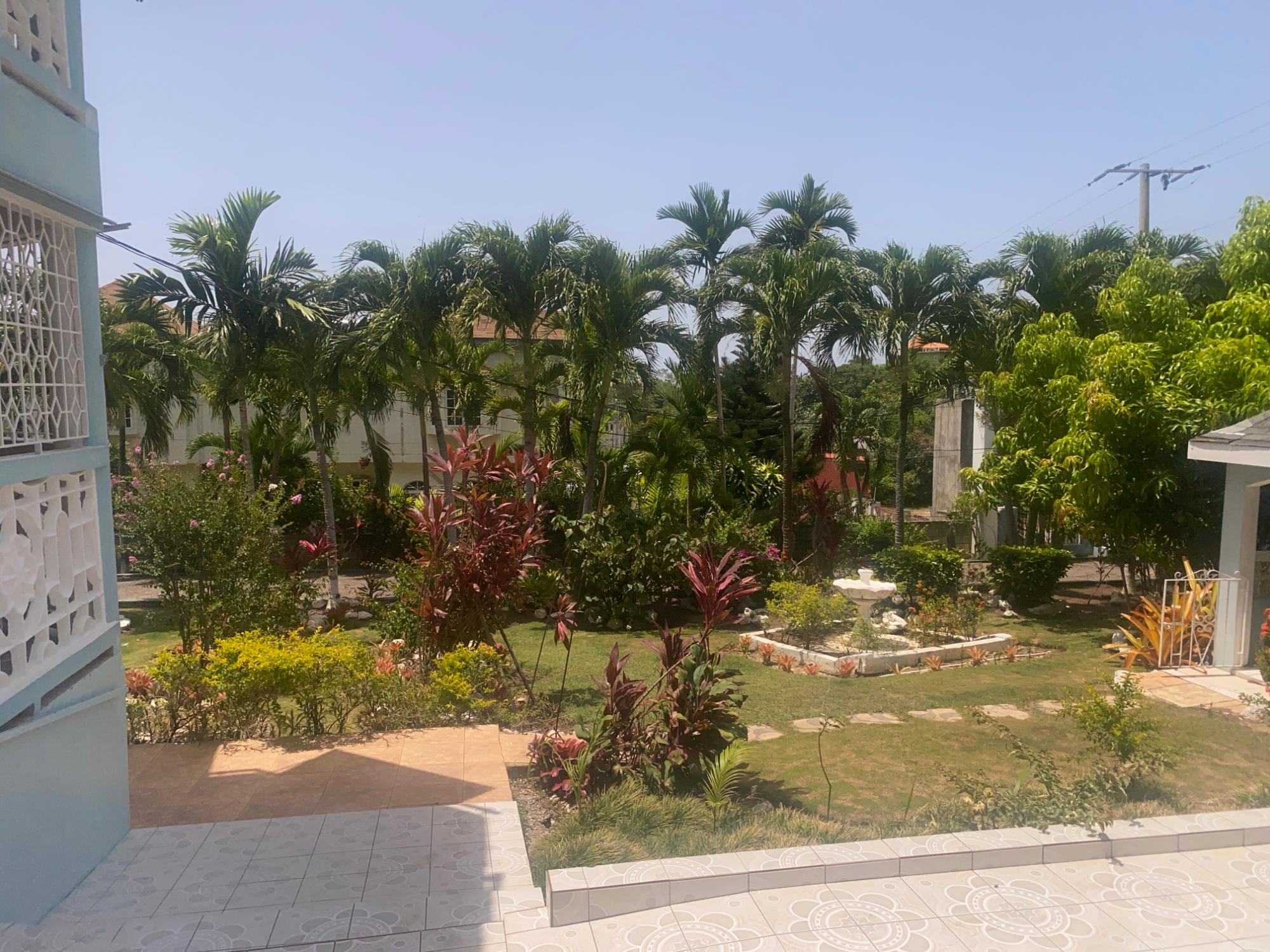 House For Sale: TORADA HEIGHTS, Ironshore | $900,000 photo 12