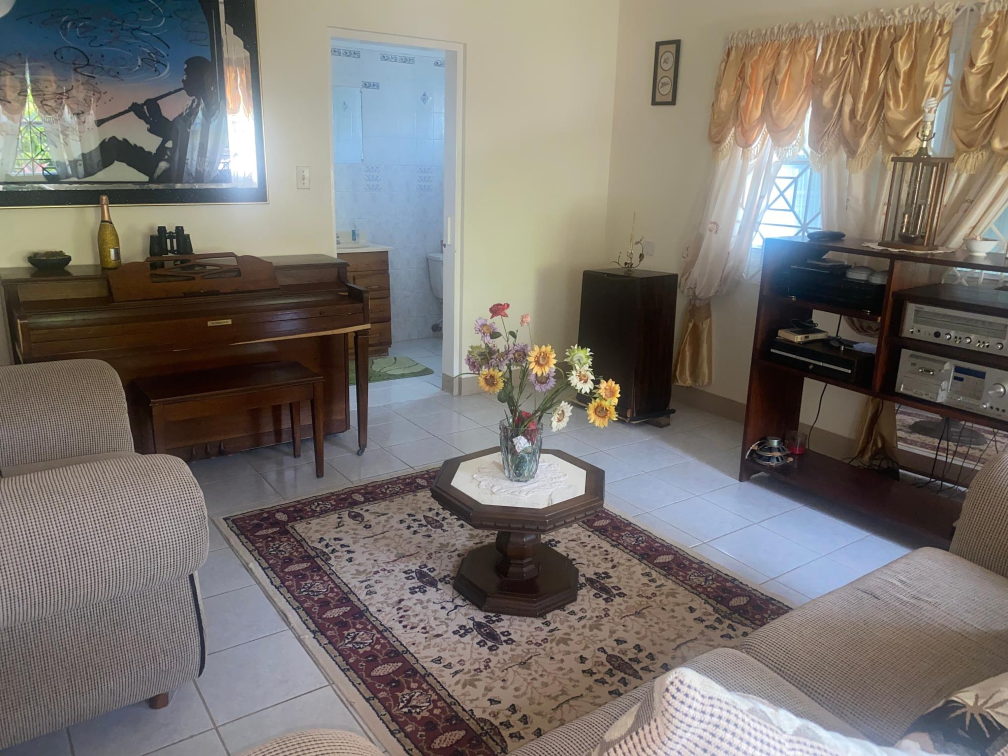House For Sale: TORADA HEIGHTS, Ironshore | $900,000 photo 13