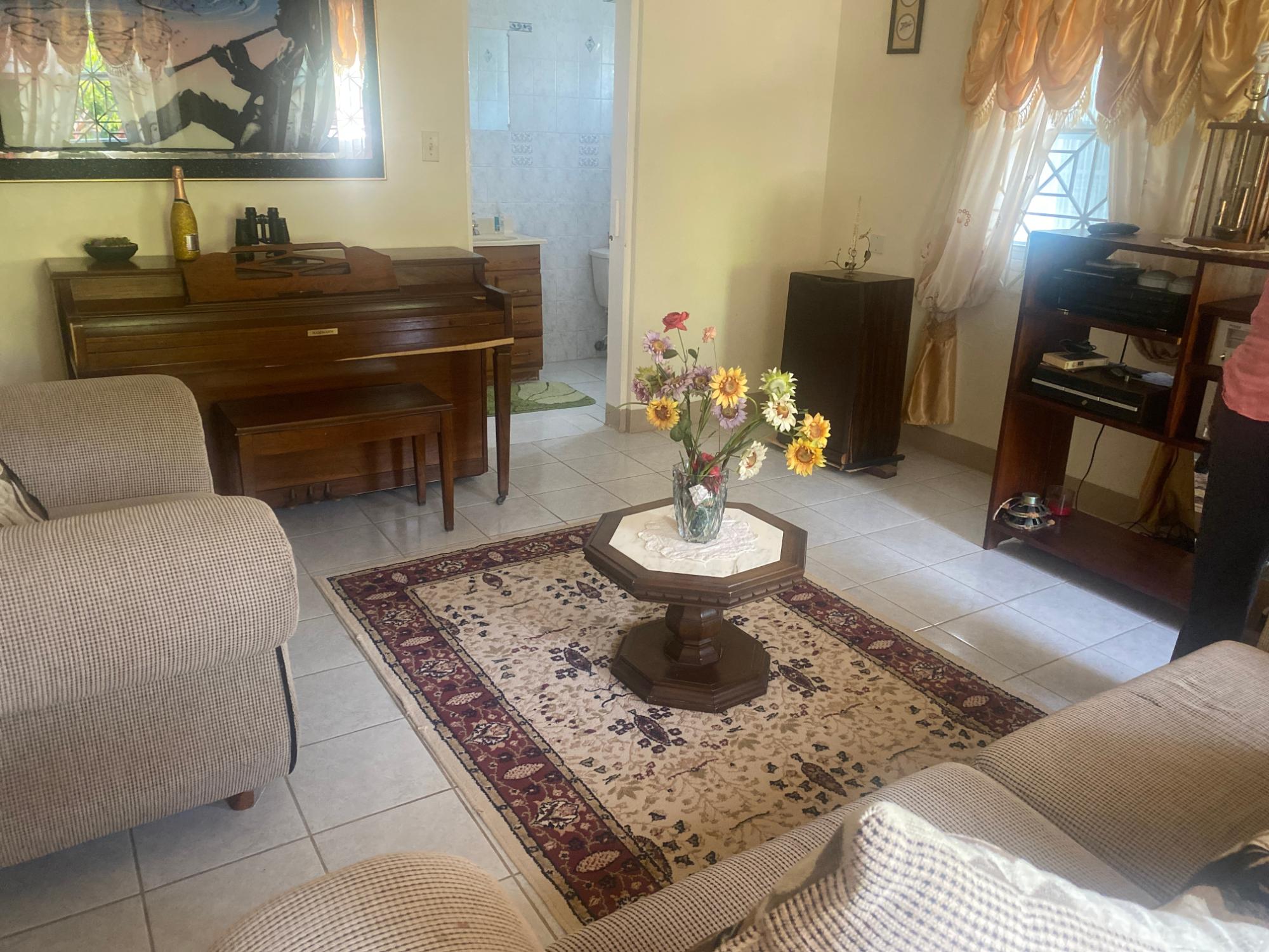 House For Sale: TORADA HEIGHTS, Ironshore | $900,000 photo 14