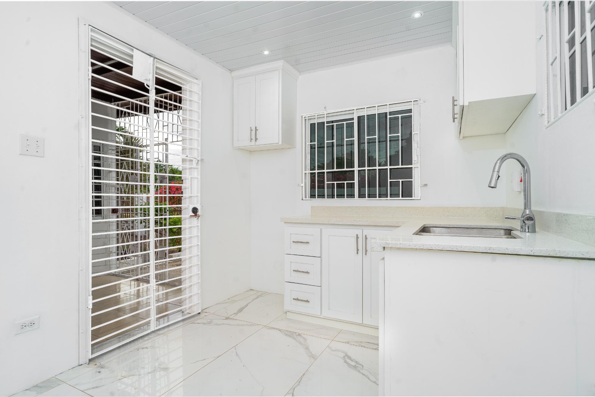House For Rent: CALCRAFT AVENUE KINGSTON, Kingston 8 | $95,000 photo 6