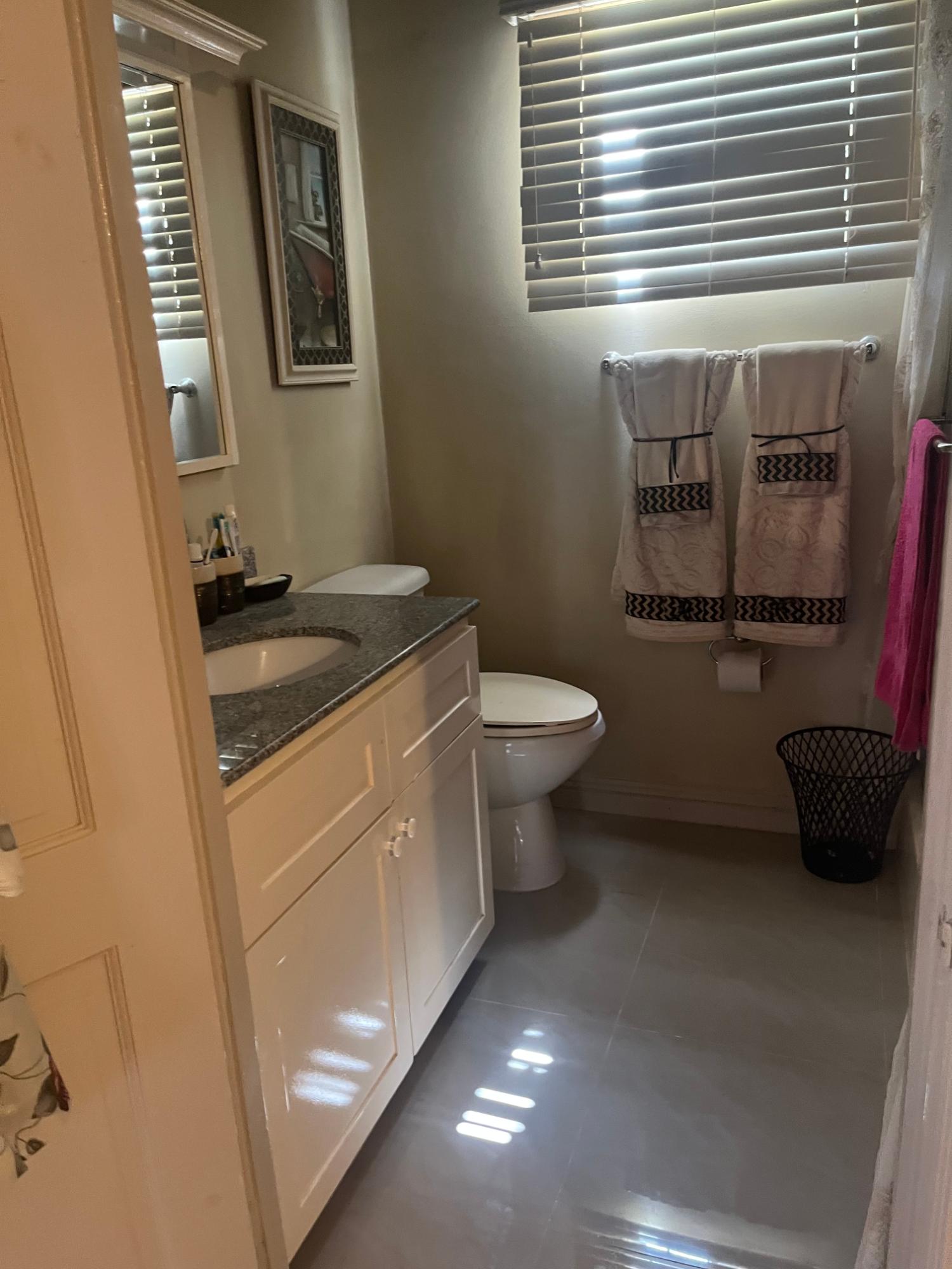 House For Sale: DRAXHALL COUNTRY CLUB, Drax Hall Estate | $525,000 photo 21