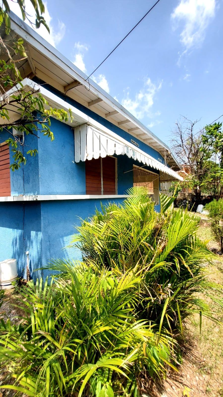 House For Sale: PENNANT DRIVE, Kingston 19 | $31,500,000 photo 2