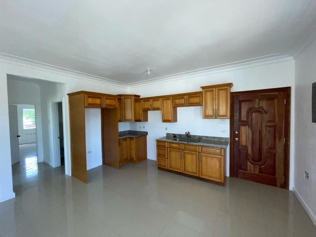 Apartment For Rent: UNIVERSITY CRESCENT, Kingston 6 | $220,000 photo 5