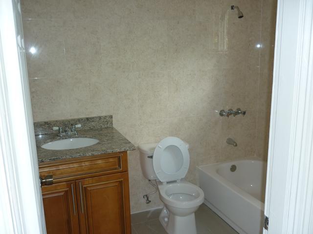 Apartment For Rent: UNIVERSITY CRESCENT, Kingston 6 | $220,000 photo 11