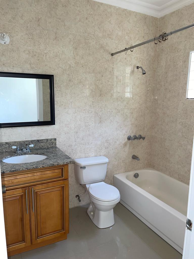 Apartment For Rent: UNIVERSITY CRESCENT, Kingston 6 | $220,000 photo 21