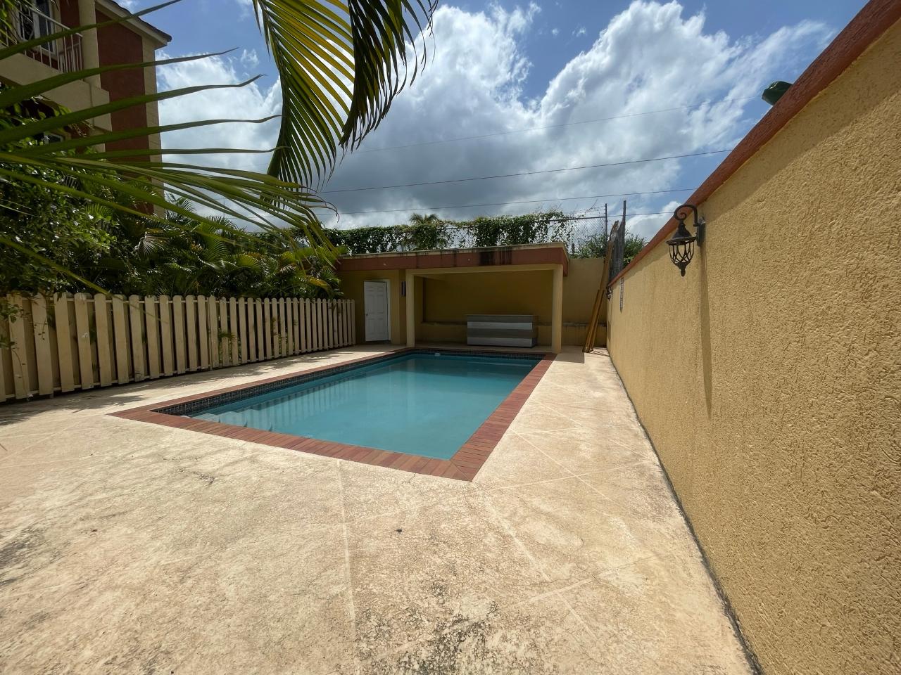 Apartment For Rent: UNIVERSITY CRESCENT, Kingston 6 | $220,000 photo 22