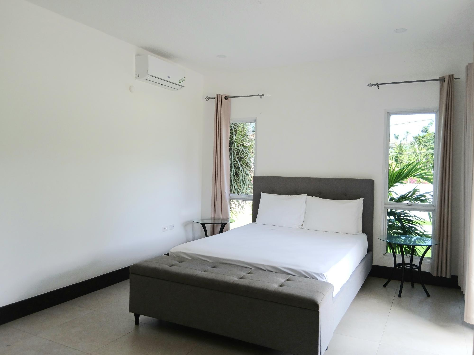 Apartment For Rent: POINCIANA AVENUE, CARDIFF, Runaway Bay | $1,400 photo 11
