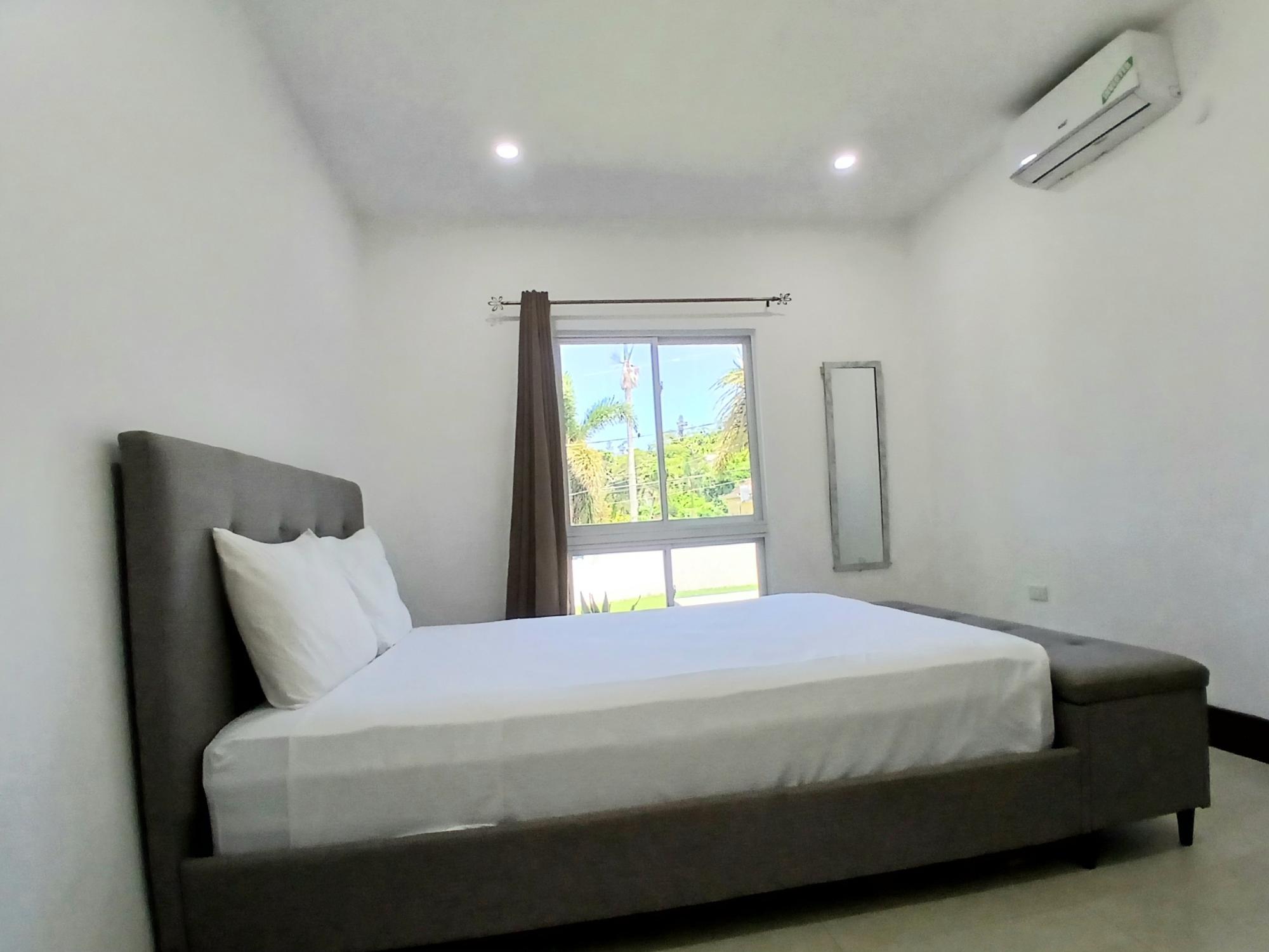 Apartment For Rent: POINCIANA AVENUE, CARDIFF, Runaway Bay | $1,400 photo 23