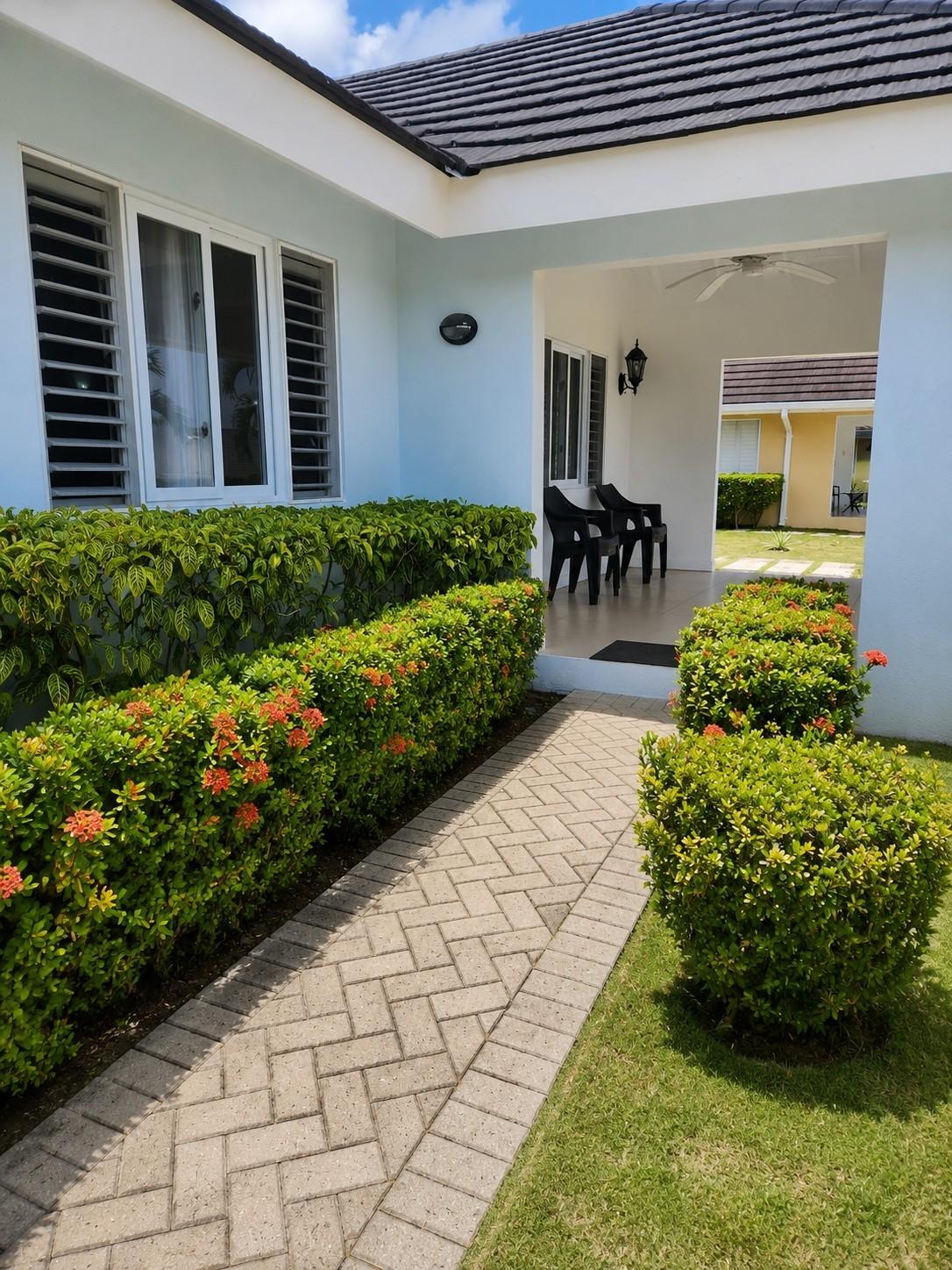 House For Sale: PAPAYA AVENUE, Richmond | $439,000 photo 4