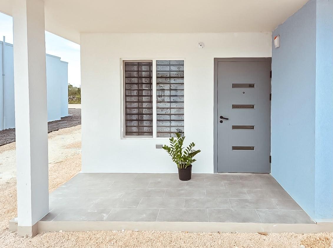 House For Rent: CORAL SPRING ESTATE, Coral Spring | $130,000 photo 2