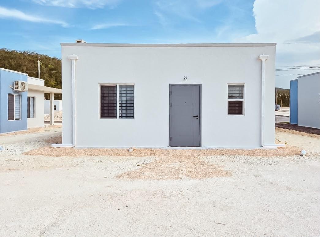 House For Rent: CORAL SPRING ESTATE, Coral Spring | $130,000 photo 12