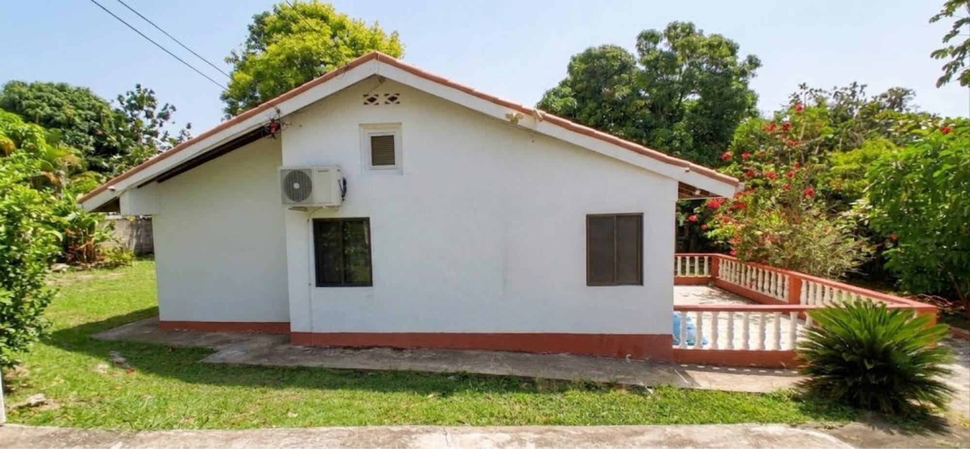 House For Sale: PIMENTO DRIVE, Tower Isle | $325,000 photo 2