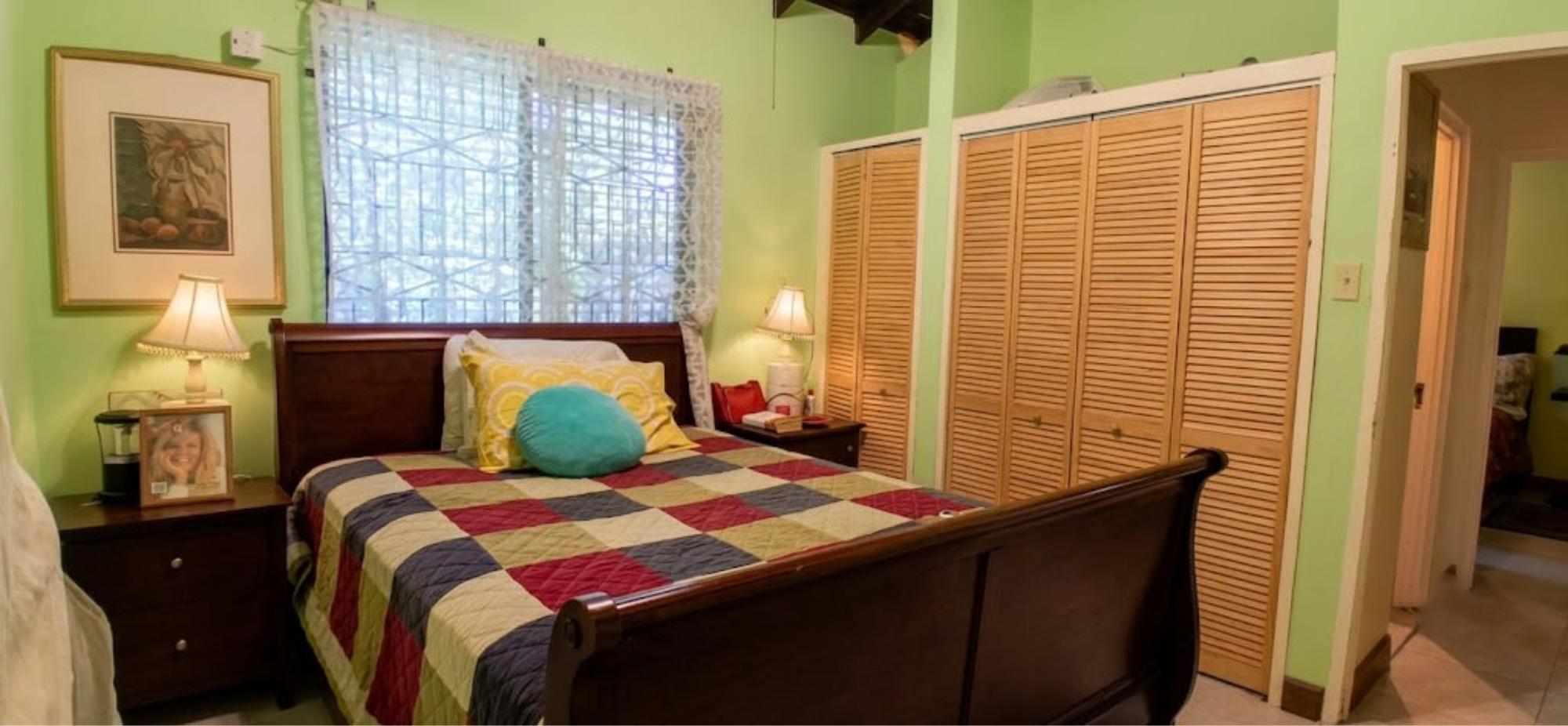 House For Sale: PIMENTO DRIVE, Tower Isle | $325,000 photo 7
