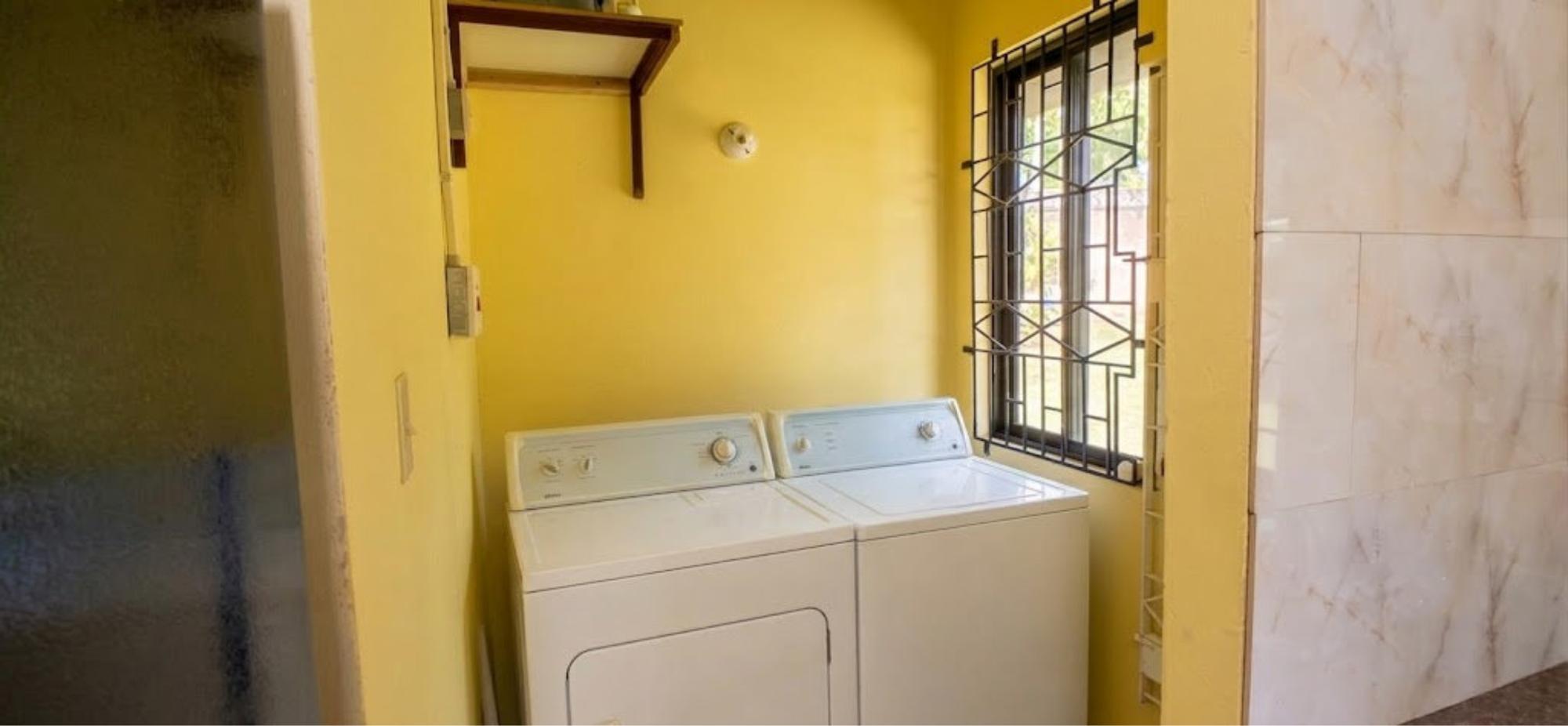 House For Sale: PIMENTO DRIVE, Tower Isle | $325,000 photo 11