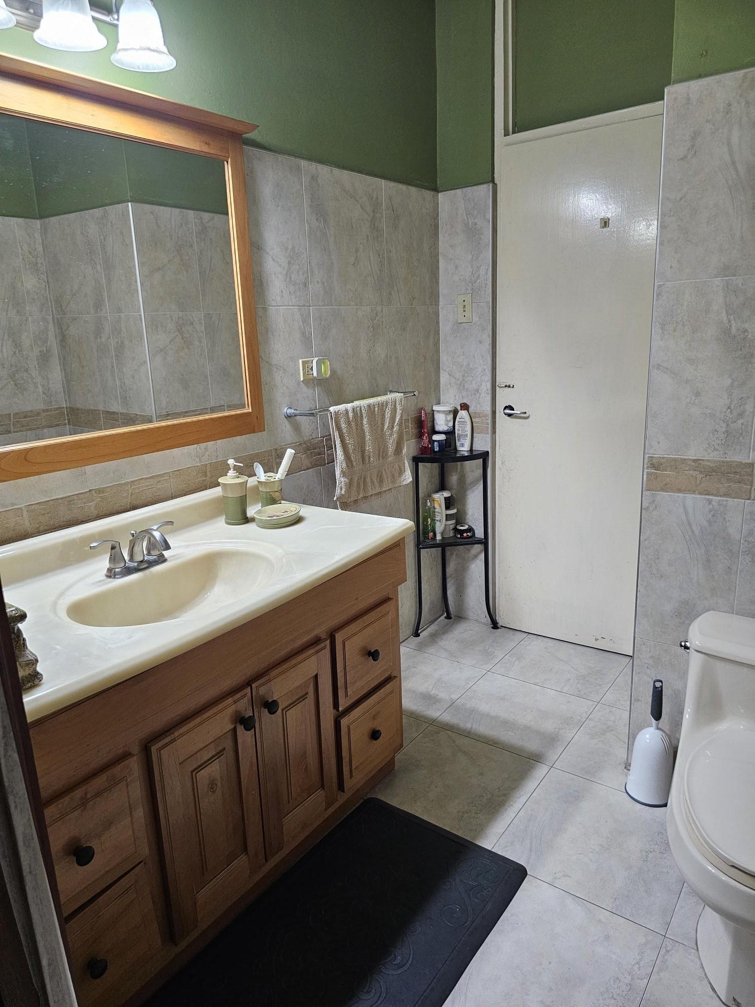 House For Sale: PONCIANA GROVE, Kingston 19 | $48,000,000 photo 11