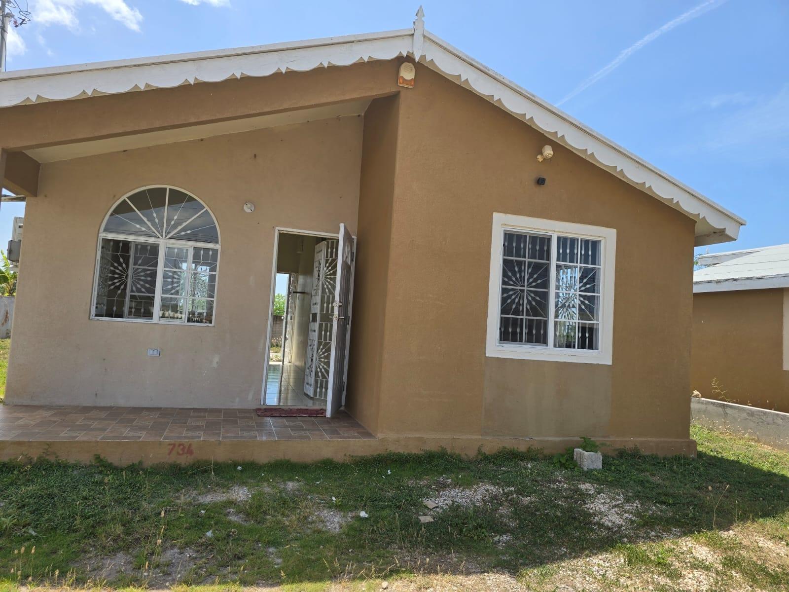 House For Rent: MODELLE CRESCENT, NEW HAR, New Harbour Village | $100,000 photo 2