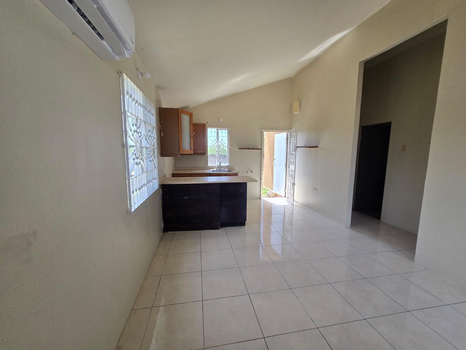 House For Rent: MODELLE CRESCENT, NEW HAR, New Harbour Village | $100,000 photo 3