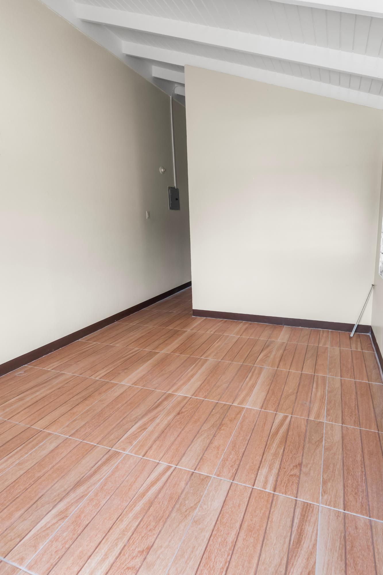 House For Rent: MOCKINGBIRD CIRCLE, THE A, Old Harbour | $75,000 photo 9