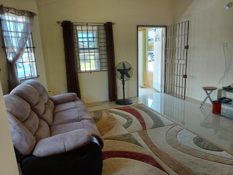 House For Rent: DRAXHALL COUNTRY CLUB, Drax Hall Estate | $1,200 photo 3
