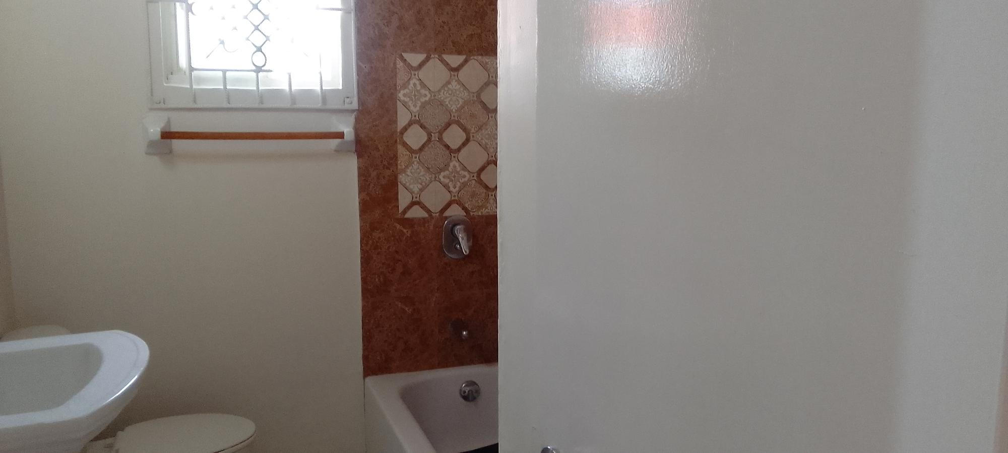 House For Rent: BOGUE VILLAGE, MONTEGO BA, Bogue Village | $110,000 photo 11