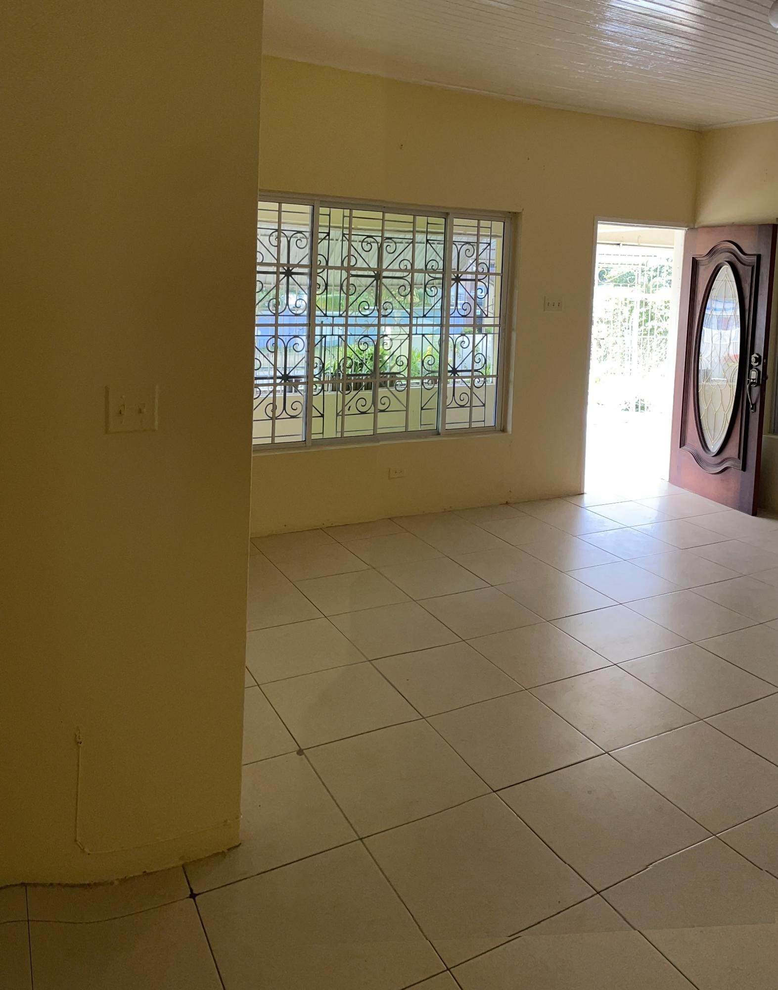 House For Rent: HAVENDALE, Kingston 19 | $200,000 photo 4