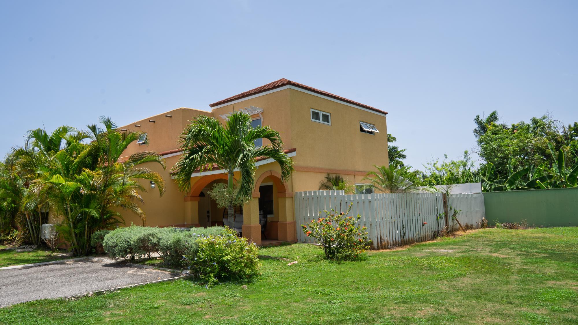 Townhouse For Rent: CHATAM AND PALMS, Montego Bay | $2,500 photo 5