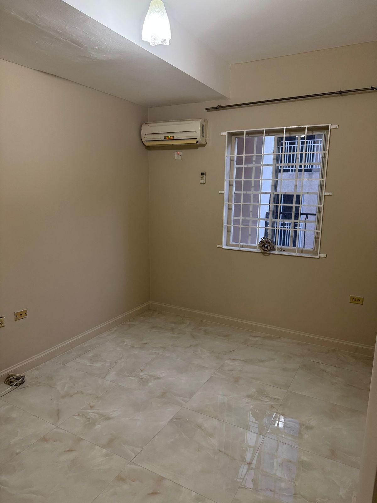 Apartment For Rent: KENSINGTON CRESCENT, Kingston 5 | $150,000 photo 3