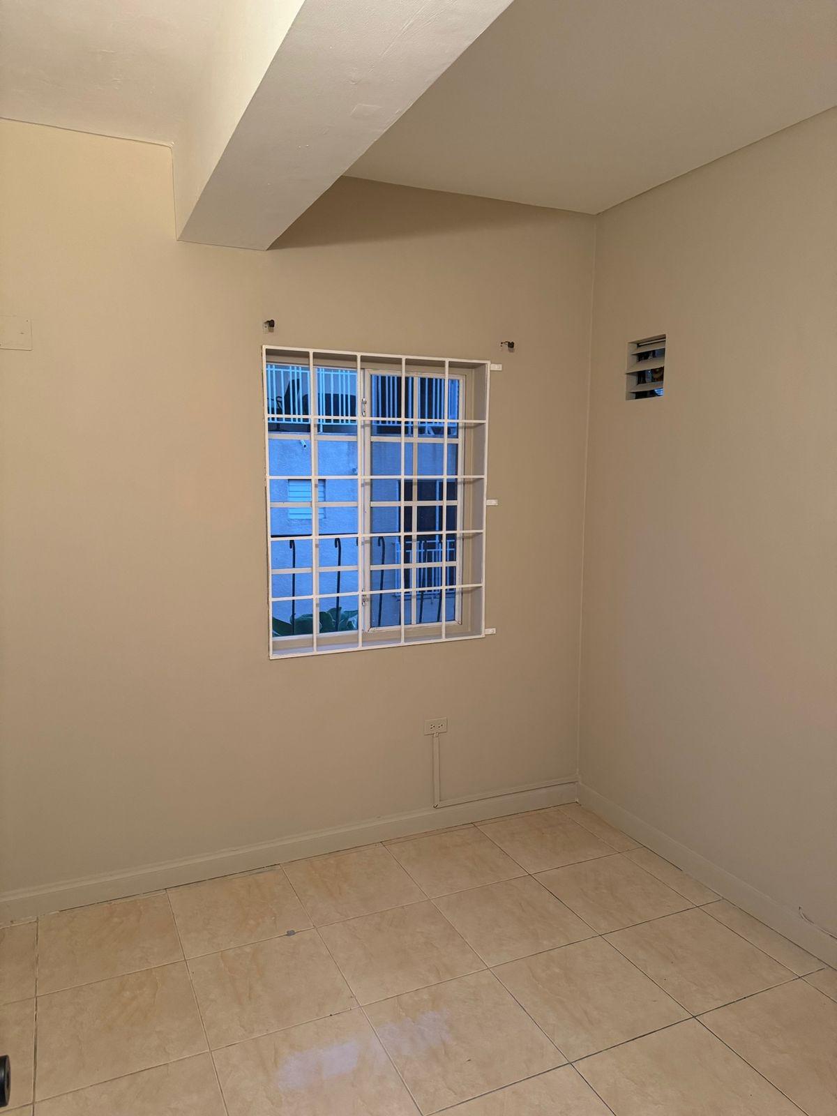 Apartment For Rent: KENSINGTON CRESCENT, Kingston 5 | $150,000 photo 5