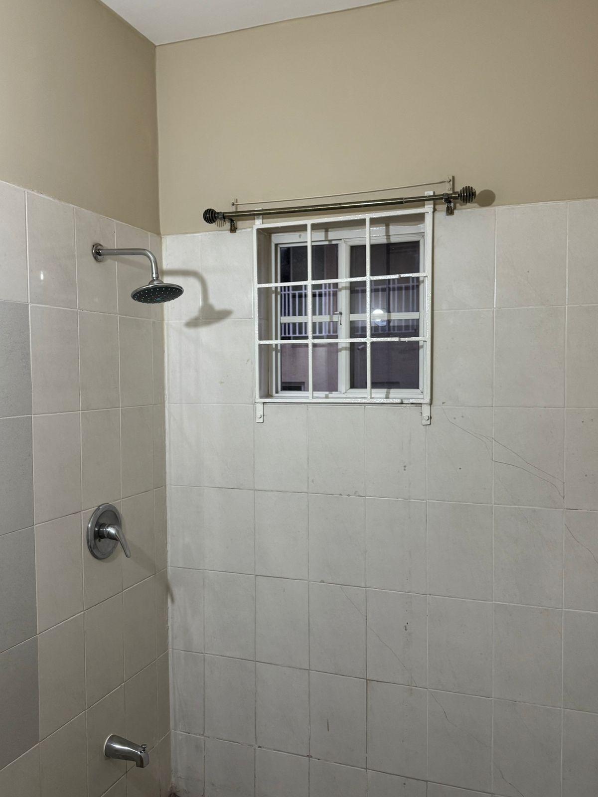 Apartment For Rent: KENSINGTON CRESCENT, Kingston 5 | $150,000 photo 6