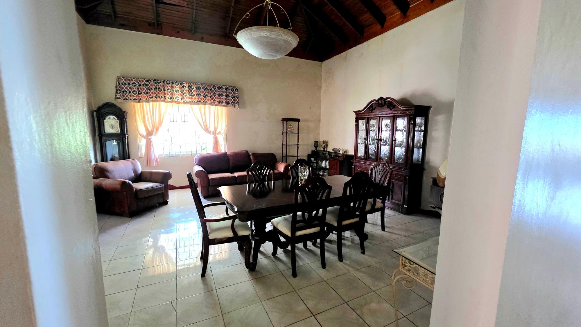 House For Sale: NORTHERN ESTATE LILLIPUT, Lilliput | $55,000,000 photo 2
