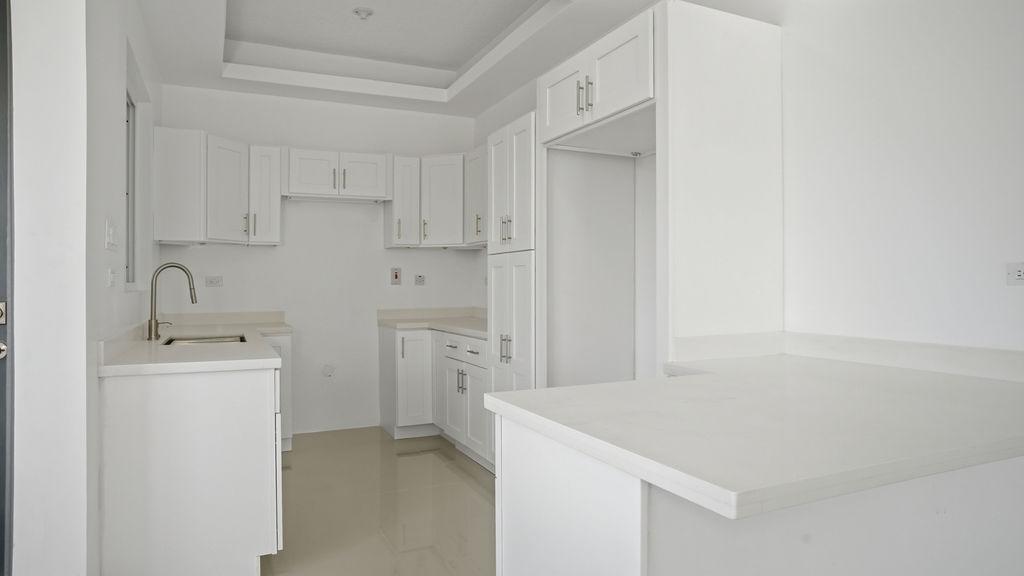 Apartment For Sale: BARRINGTON DR. ST. ANDREW, Kingston 19 | $50,000,000 photo 3