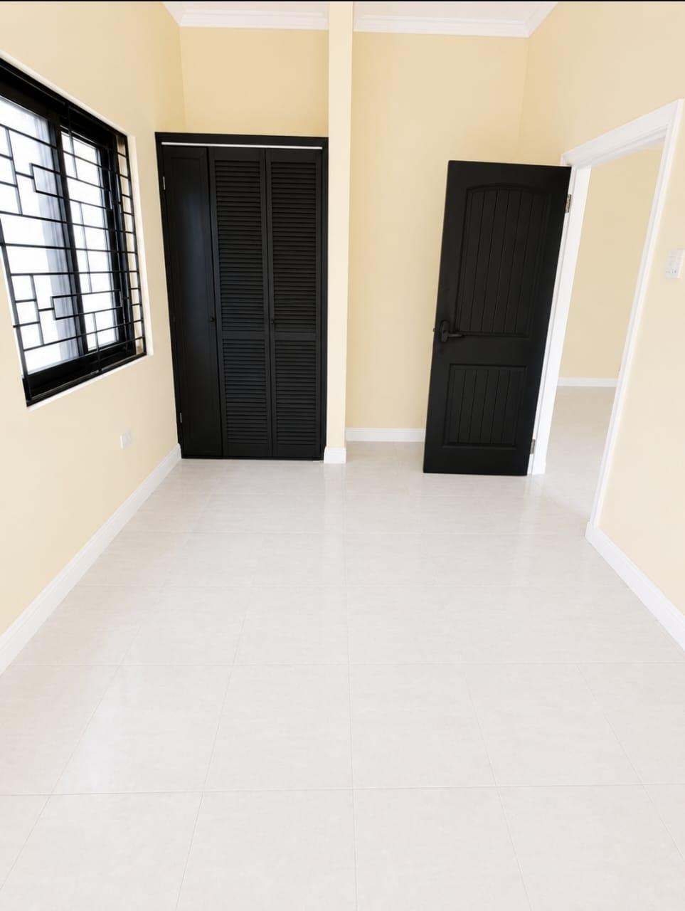 Apartment For Rent: BEALE AVENUE, KINGSTON 7, Kingston 7 | $160,000 photo 5