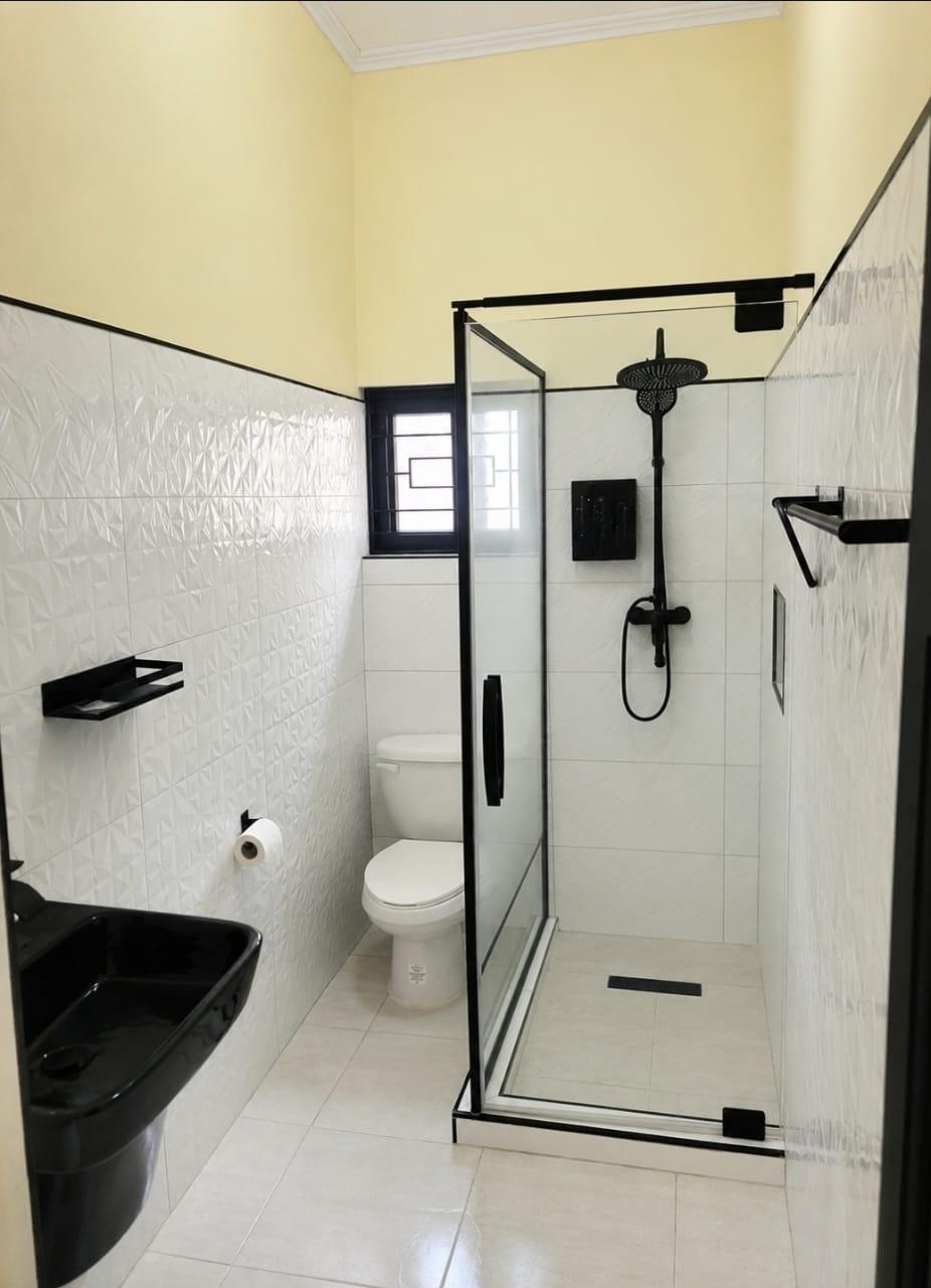 Apartment For Rent: BEALE AVENUE, KINGSTON 7, Kingston 7 | $160,000 photo 8