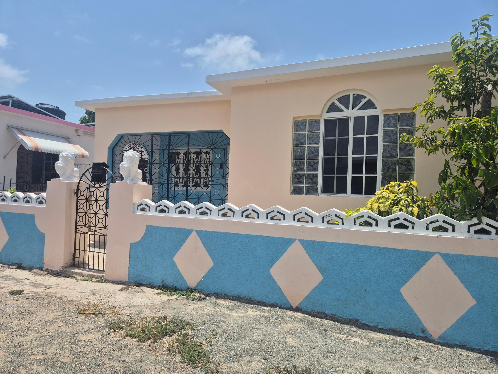 House For Sale: 5 EAST, GREATER PORTMORE, Greater Portmore | $24,000,000 photo 2