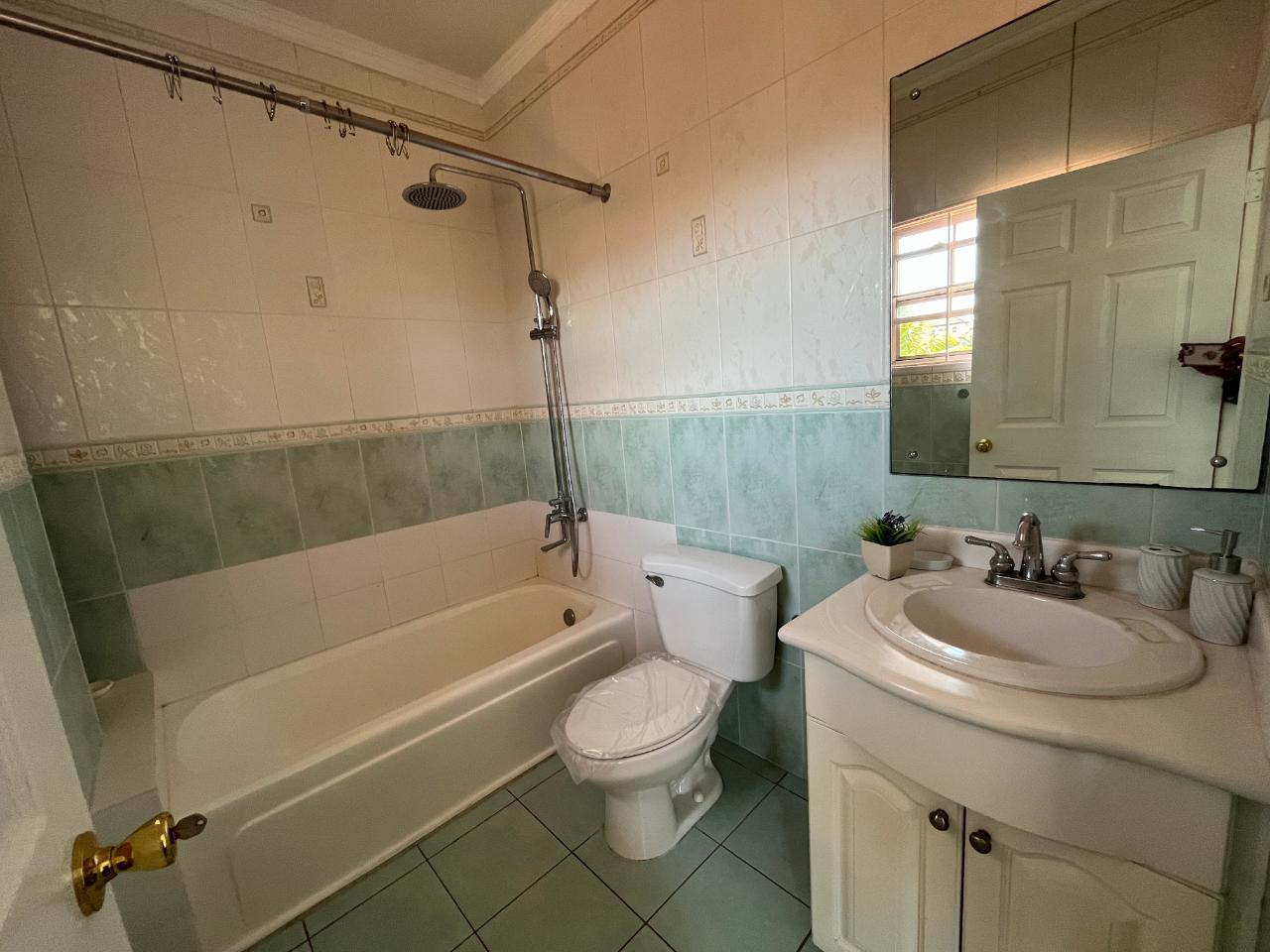Townhouse For Rent: BARBICAN ROAD, Kingston 6 | $3,300 photo 11