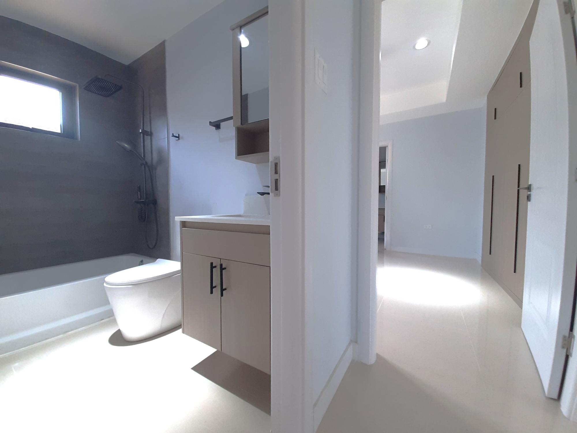 House For Rent: OAK ESTATE, Bernard Lodge | $160,000 photo 12